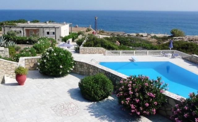 Nicolas Apartments إرابيترا المظهر الخارجي الصورة
